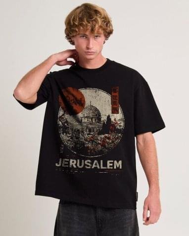 Model wearing black Jerusalem T Shirt Palestine with Dome of the Rock artwork – Free Palestine t shirt for Muslim men in India